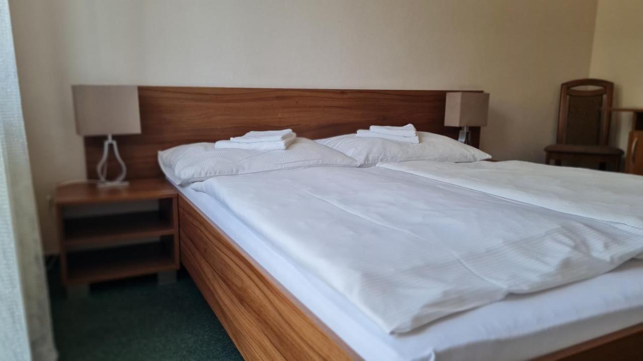 Hotel Sipox Štrba エクステリア 写真