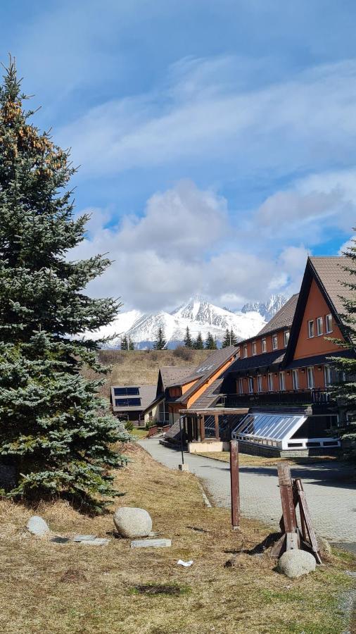 Hotel Sipox Štrba エクステリア 写真