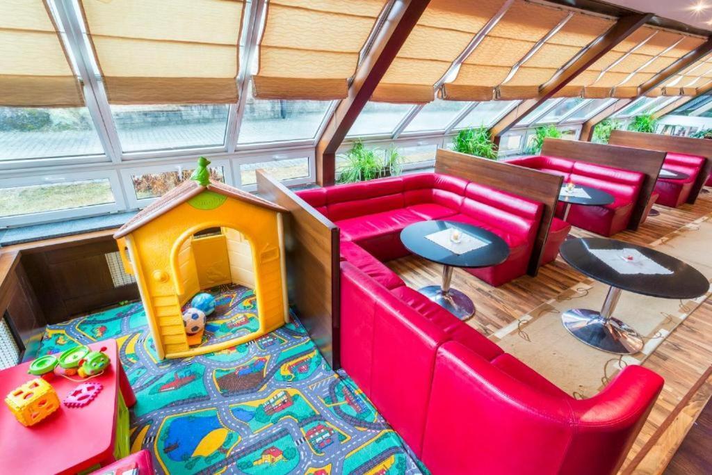Hotel Sipox Štrba エクステリア 写真